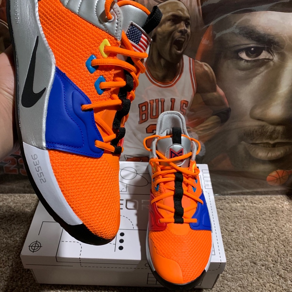 Nike PG 3 NASA